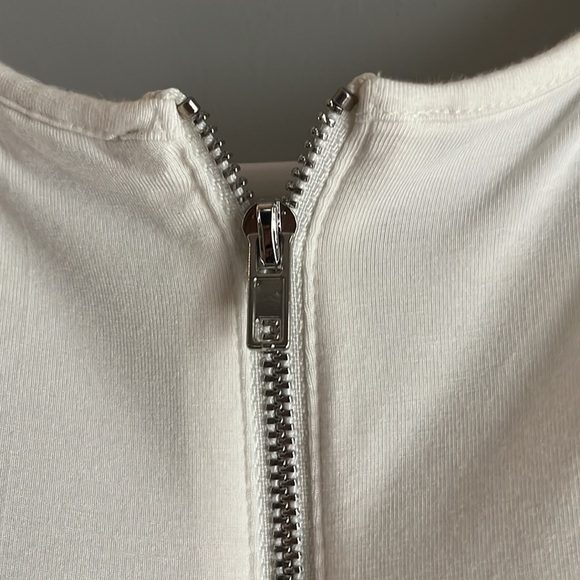 Market and spruce off white zip up T shirt - Picture 3 of 6